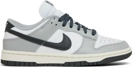 NIKE DUNK LOW LIGHT SMOKE GREY
